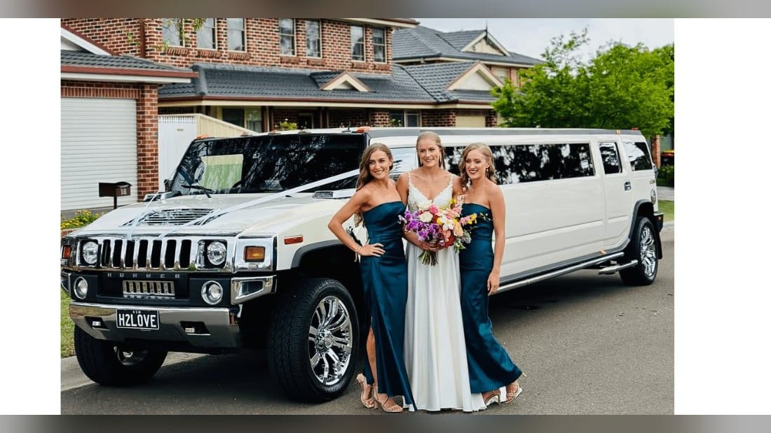 Stretch Hummer (14 Pax) — exterior, with bridesmaids