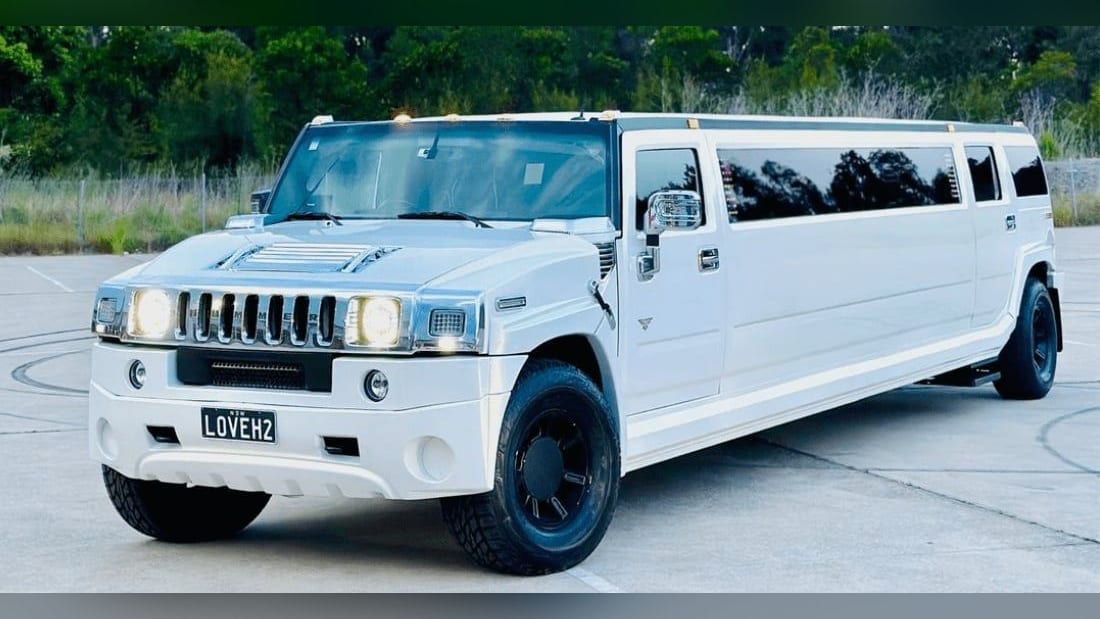 Stretch Hummer (16 Pax) — exterior, front three-quarter