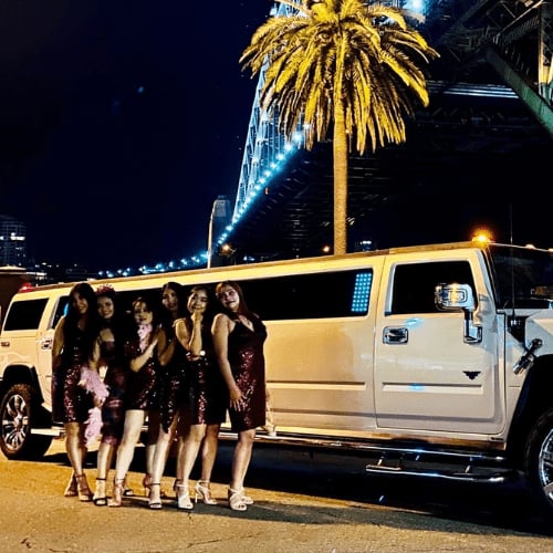 Hens party limo hire — Show Limousines