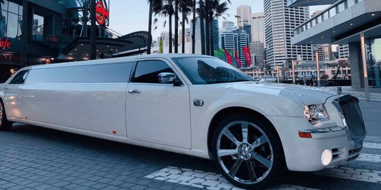 Limousine birthday party hire — Show Limousines