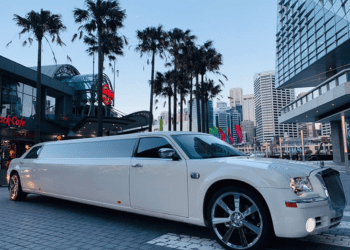 The do’s and don’ts when rolling in a limousine to your next event