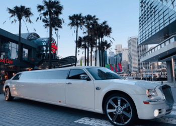 The do’s and don’ts when rolling in a limousine to your next event